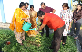 The High Commission planted saplings at the Mahatma Gandhi Institute for Cultural Cooperation, Mt. Hope on 17 September, 2024 under the #SwacchtaHiSeva & #Plant4Mother campaign.